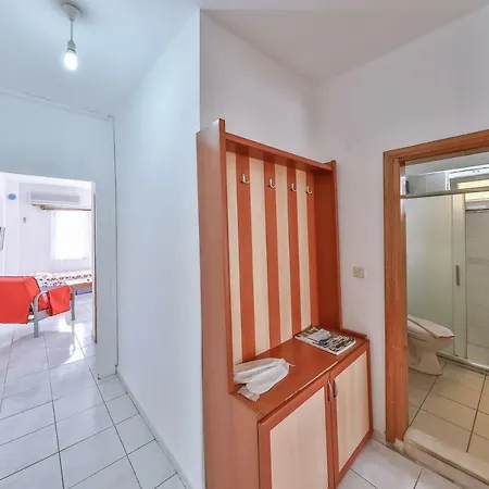 Ali Baba Apart Hotel *